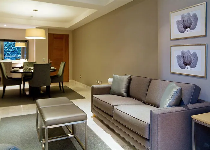 Pennsylvania Hotel 4*